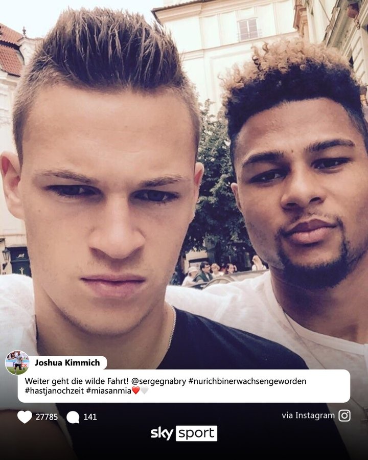 基米希社媒晒合照，庆祝格纳布里续约：精彩旅程仍在继续！